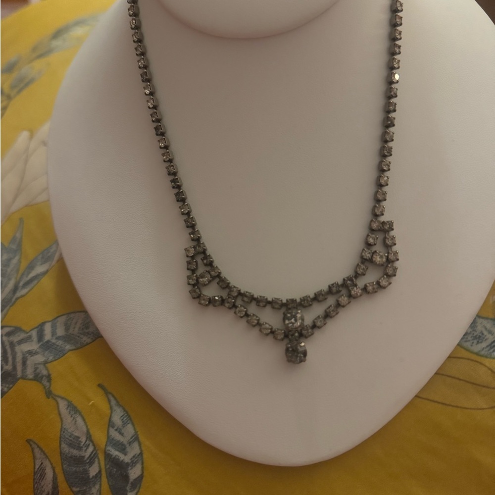 Elegant Silver-Tone Antique Crystal Necklace